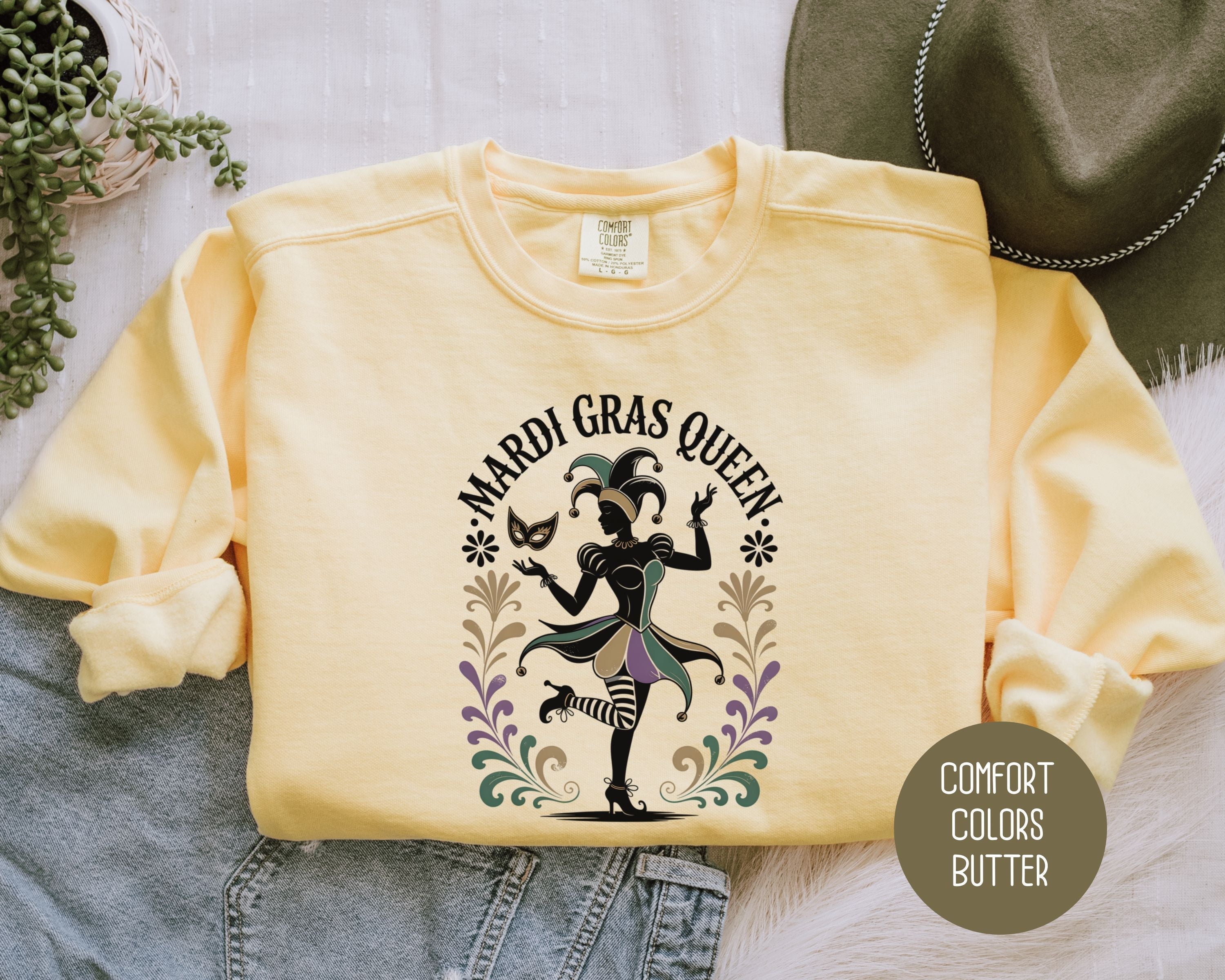 Mardi Gras Queen Comfort Colors Sweatshirt